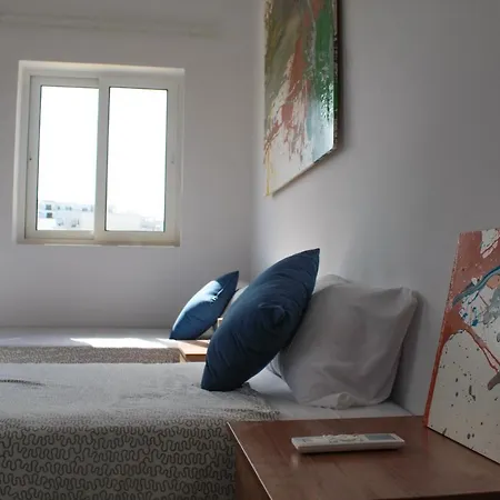 Cityscape And Penthouse *