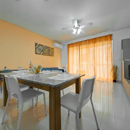 Cityscape And Penthouse Appartamento