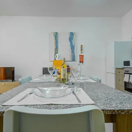 Cityscape And Penthouse Apartament *