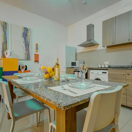 Appartement Cityscape And Penthouse