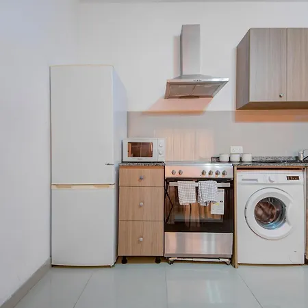 Apartament Cityscape And Penthouses By Shortletsmalta