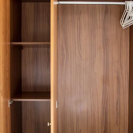 Cityscape And Penthouse Appartement *